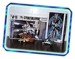 VF-1S StrikeValkyrie (left) and VF-2SS Valkyrie II